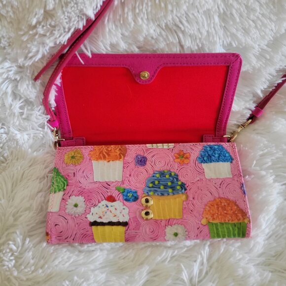 Fashion Inspired Pink Cup Cake Print Crossbody Wallet with Detachable Strap - Picture 8 of 9